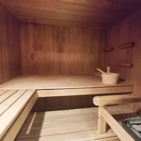 Ferienapartment In Bestlage In